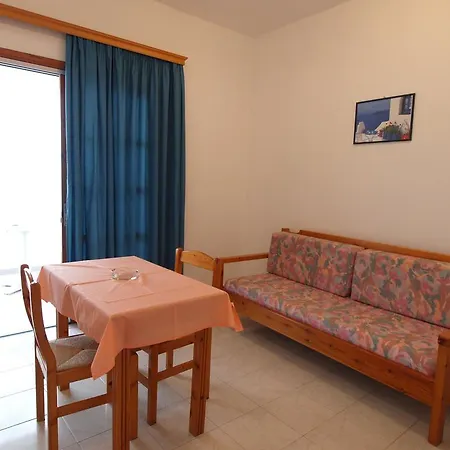 Irini Apartments Platanias  Room photo
