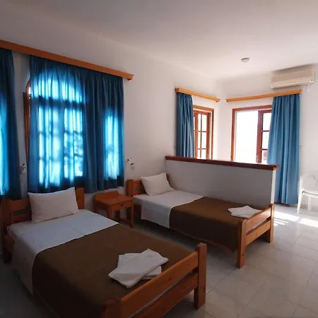 Irini Apartments Platanias  Room photo