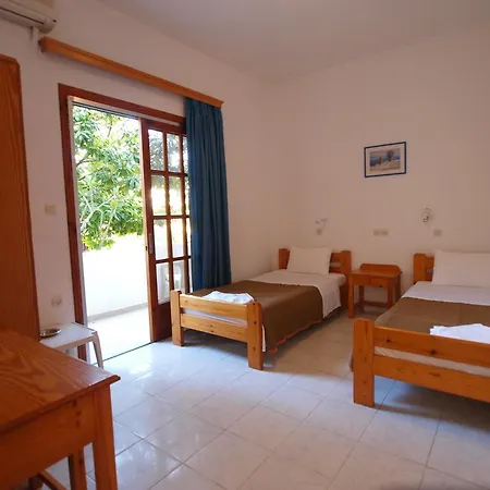 Irini Apartments Platanias  Room photo