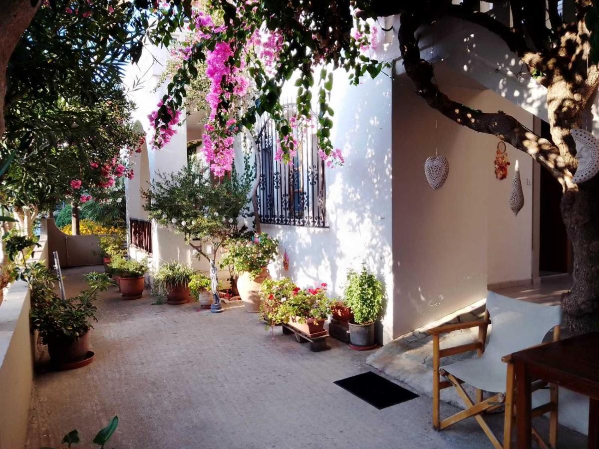 Apartment Irini *