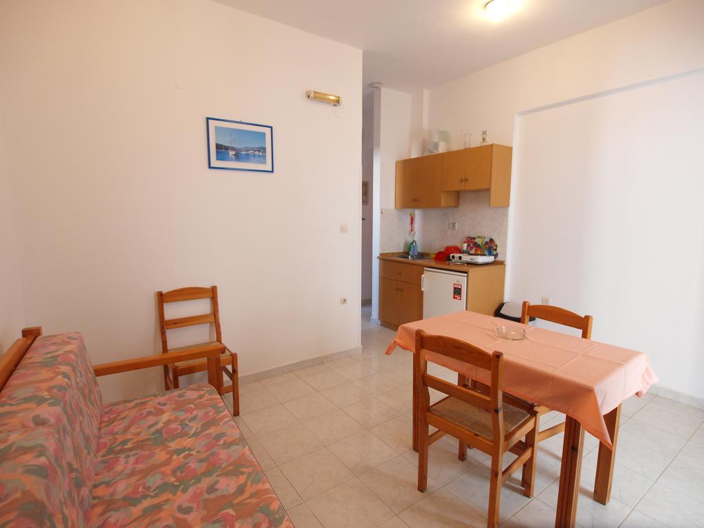 Irini Apartment Platanés
