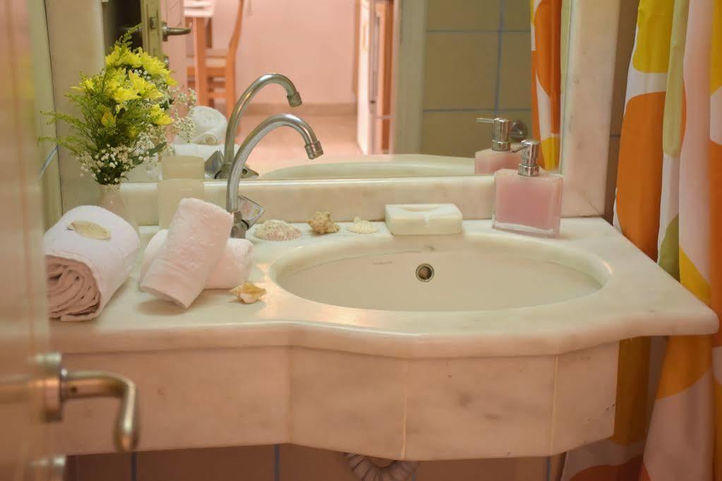 Irini Apartment *